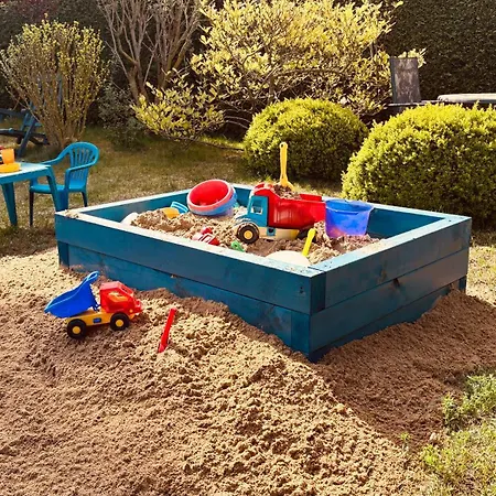 بيت للعطل 500m Zum - Achterland - Sauna, Kamin, Wlan Und Ein Grosser Garten Kamminke